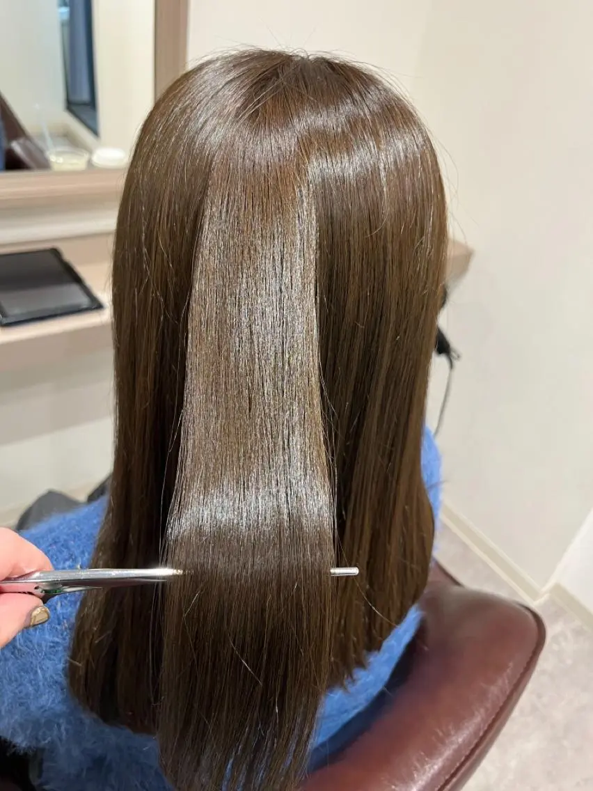 セミロング カット ヘアカラー トリートメント 井上 美春のヘアスタイル