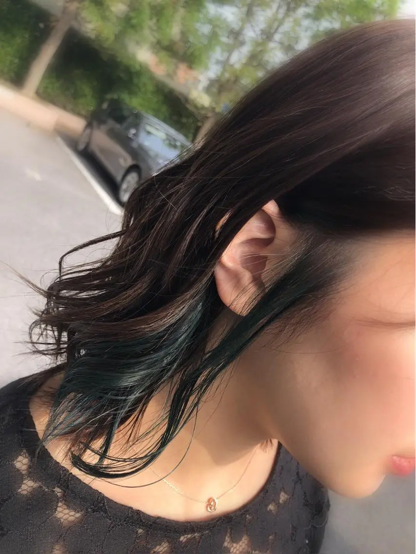 カラー ブリーチ 小森 拓哉のヘアスタイル