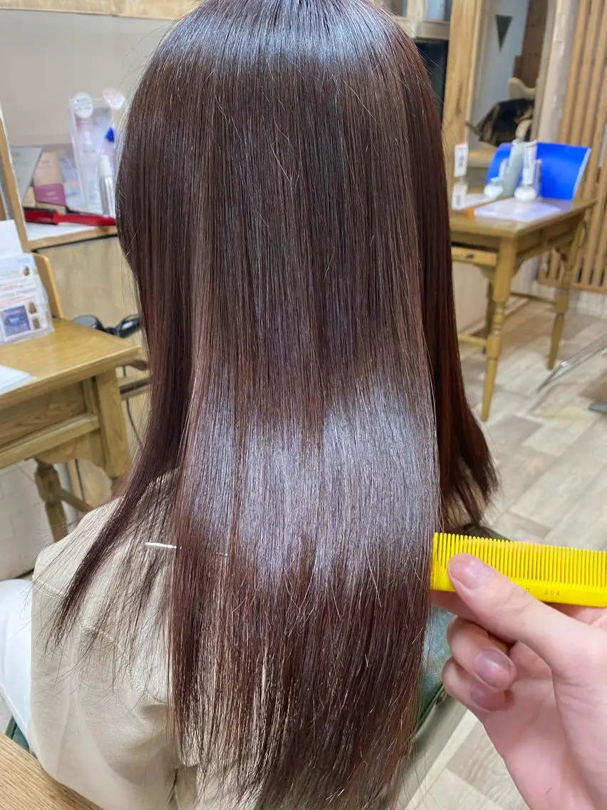 セミロング 髪質改善✨ 角谷　勇のヘアスタイル