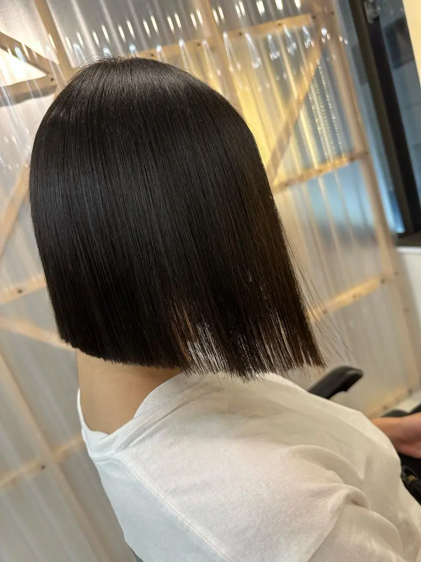 ミディアム 深見 真由のヘアスタイル