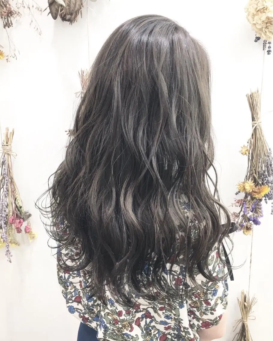 ロング 大人透明感艶カラー 寺田稜のヘアスタイル