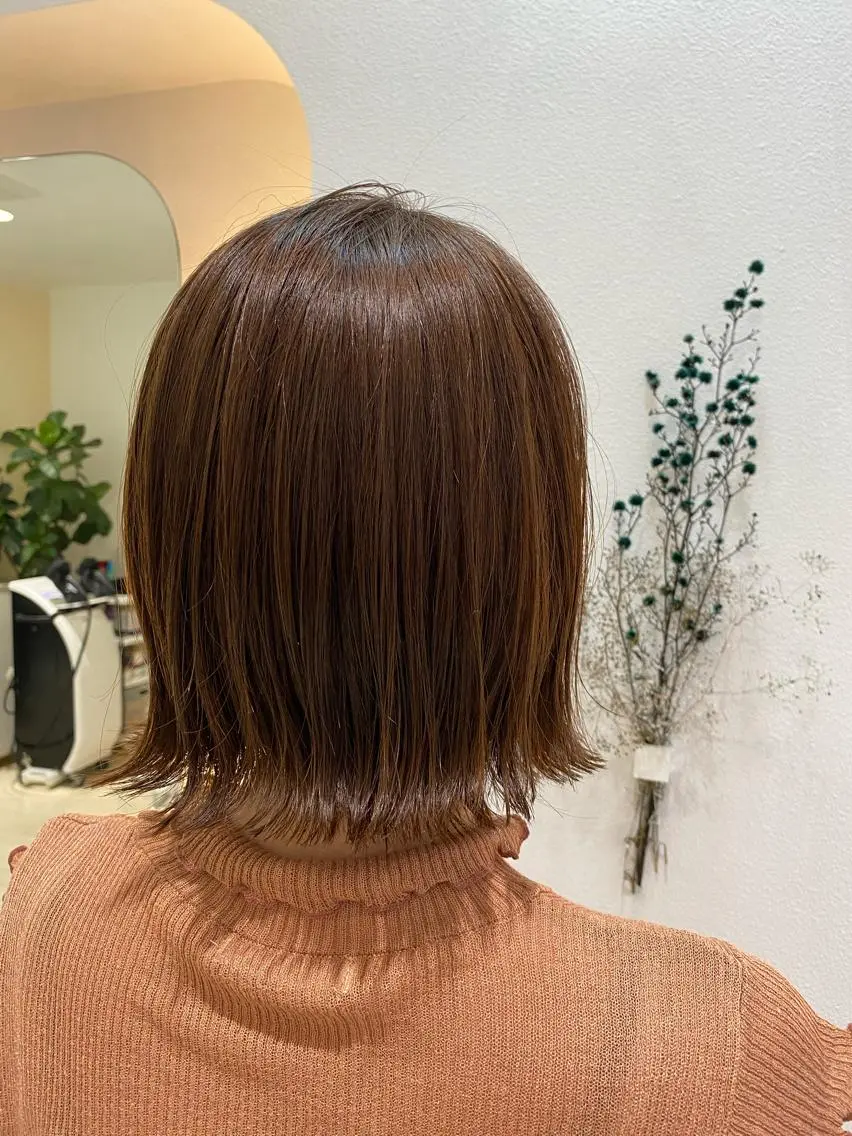 ミディアム カラー カット 河原町/艶髪/西田 晴香のヘアスタイル