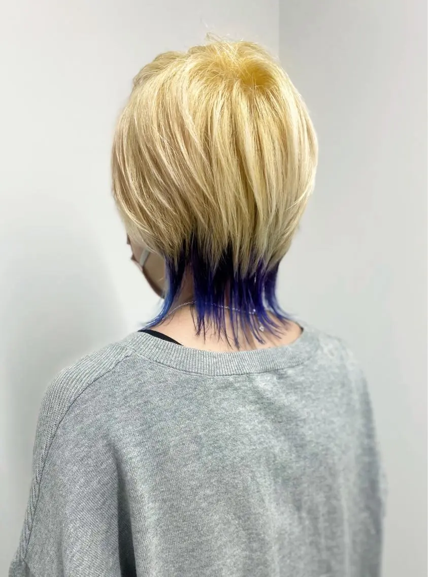 ショート カラー ヘアカラー ⭐️当日OK⭐️ 岩田峻のヘアスタイル