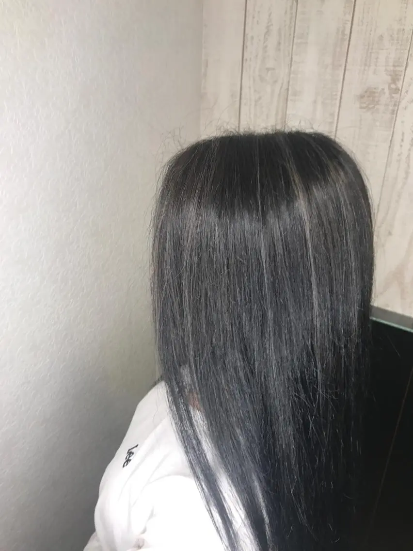 カラー ハイライトカラー ヘアカラー トリートメント 豊田 恭平のヘアスタイル