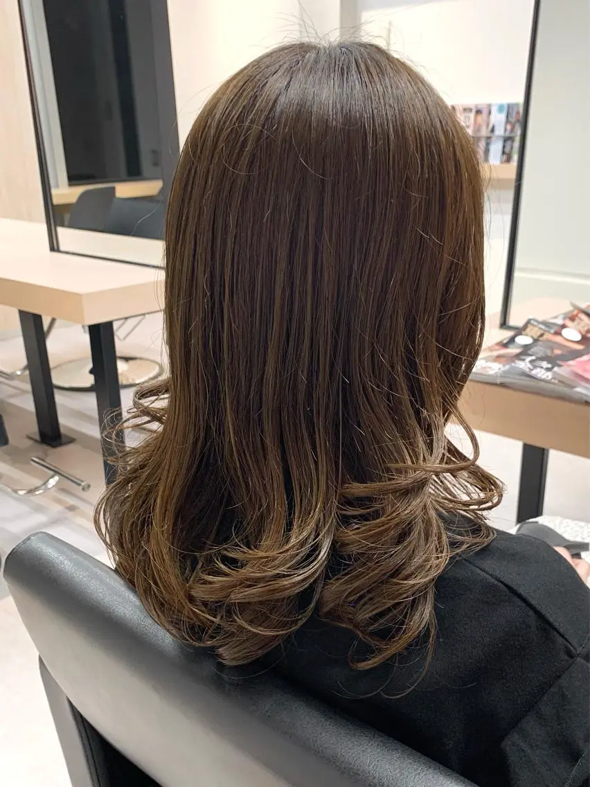 セミロング カラー カット ヘアカラー トリートメント ❤️Ruminate 日暮里店❤️のヘアスタイル