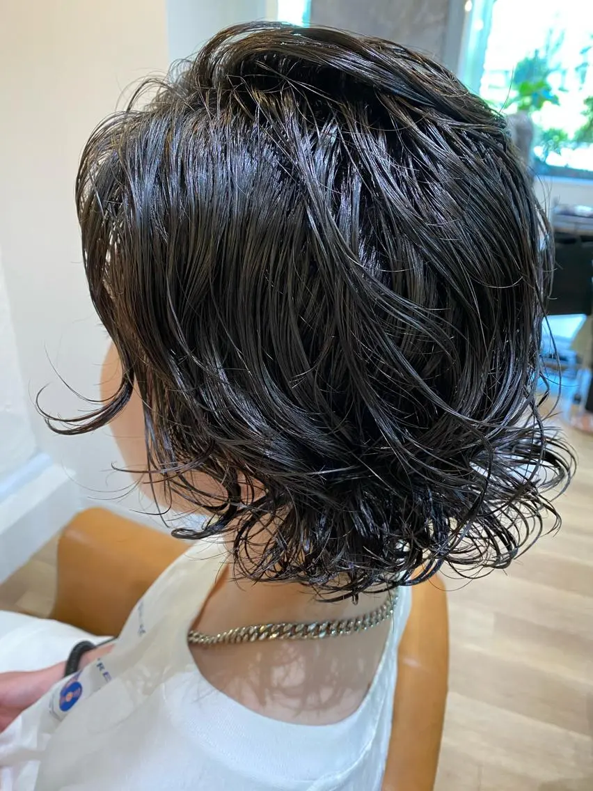 ショート 大島 瑞穂　ビズヘアーのマツエク・マツパデザイン