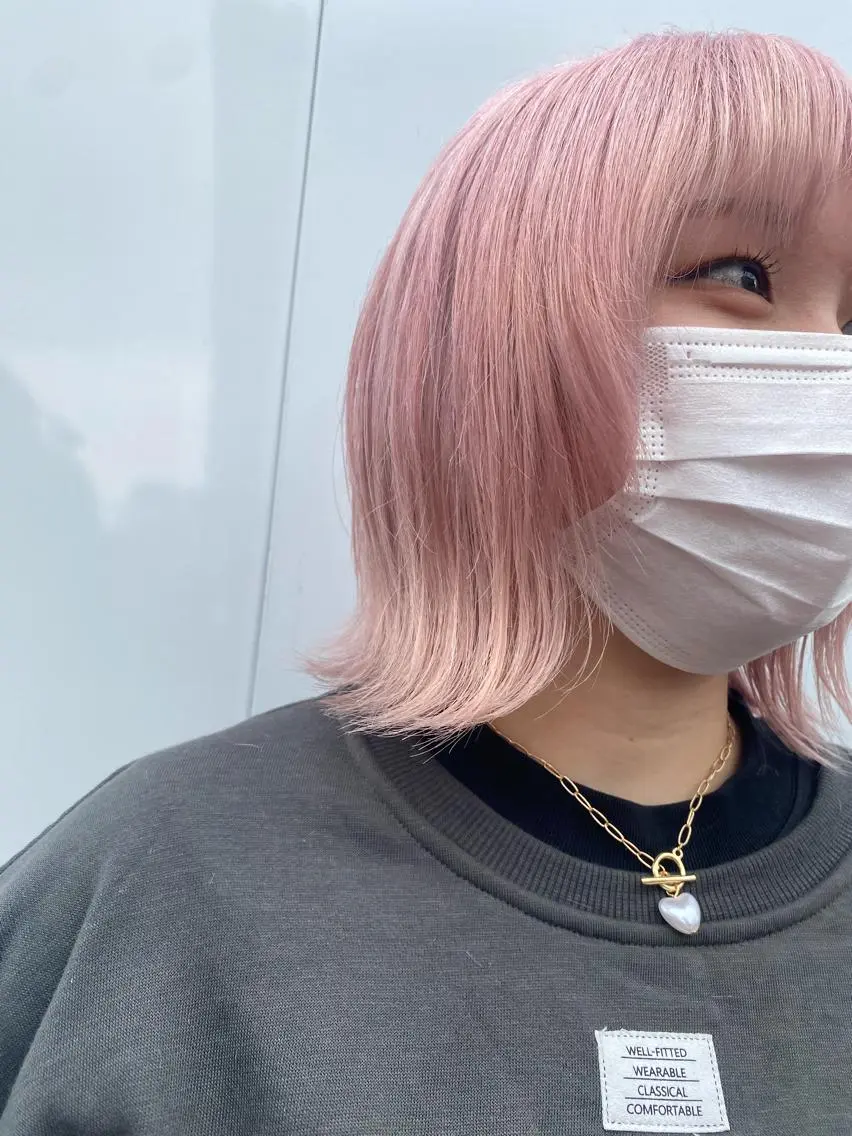 ミディアム カラー ベージュカラー ブロンド ハイトーンカラー ピンクカラー ホワイトベージュ カット ヘアカラー ｟羽エクステ｠ スズキのヘアスタイル