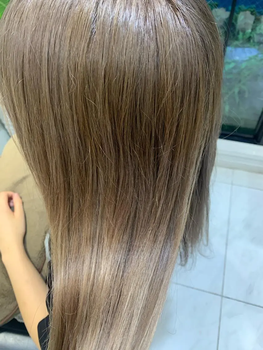 セミロング 透明感/レイヤー スタイル🤎mamiのヘアスタイル
