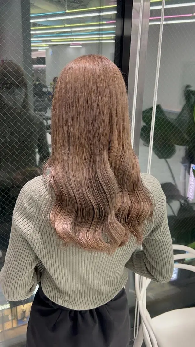 ロング カラー ヘアアレンジ ヘアカラー トリートメント ブリーチなしの達人 🌈KAITOのヘアスタイル