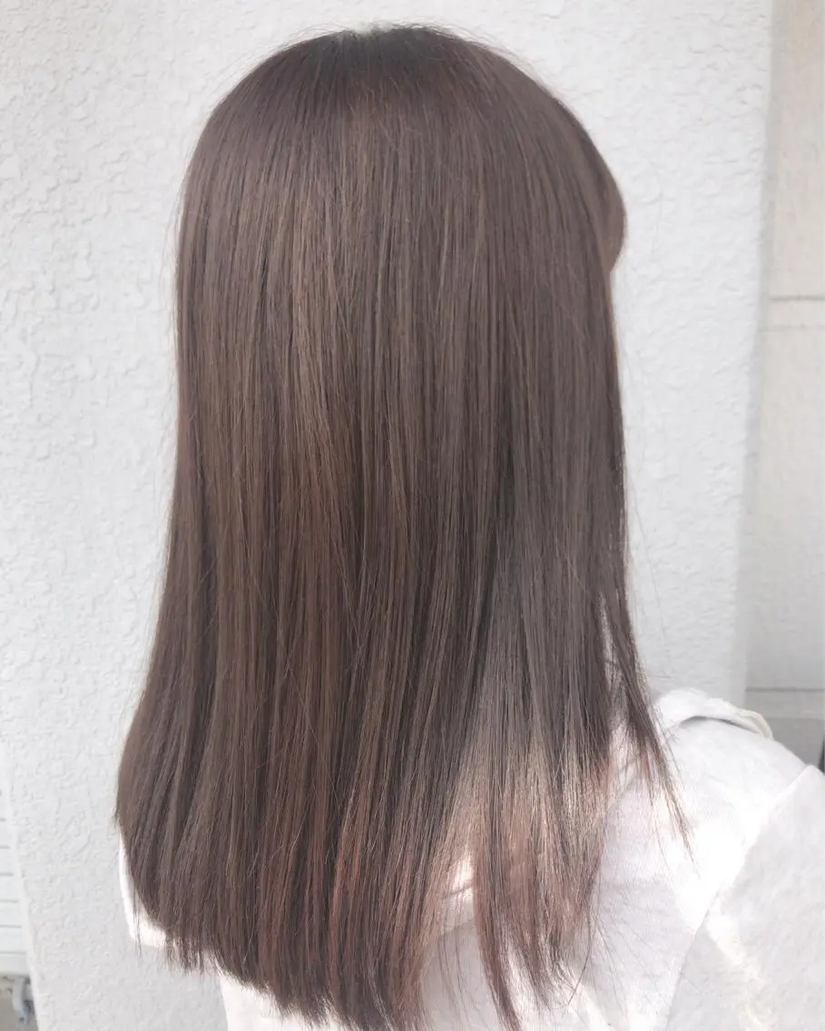 セミロング カラー レイヤーカット匠 イソザキノリユキのヘアスタイル