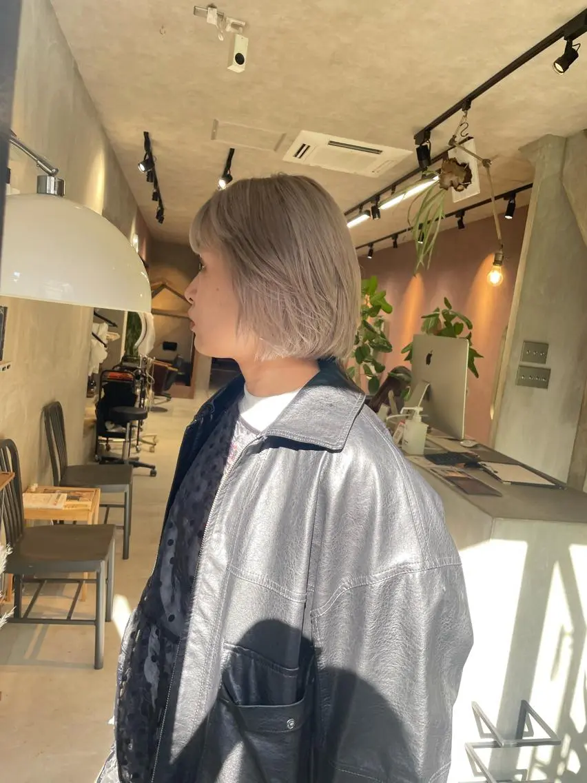 ショート カラー ふじはら ひなこのヘアスタイル