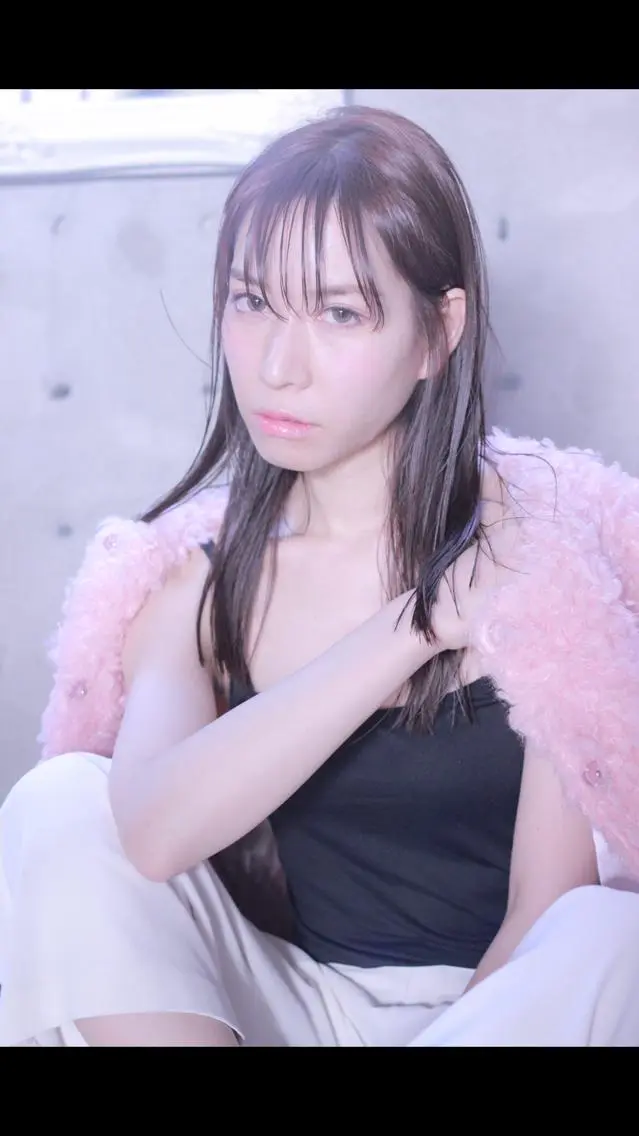 ミディアム 及川 光のヘアスタイル