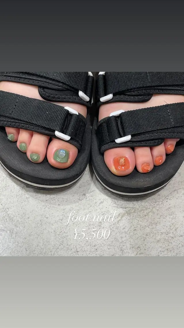 ネイル フットネイル フットネイル 淡色ネイル 🎀moeのネイルデザイン