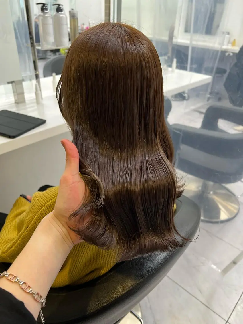 セミロング パーマ ヘアアレンジ メンズ マツエク・マツパ ヘアカラー トリートメント ヘッドスパ ヘアセット 韓国風ベージュ🤎 赤みなし🌿横浜🤎のヘアスタイル