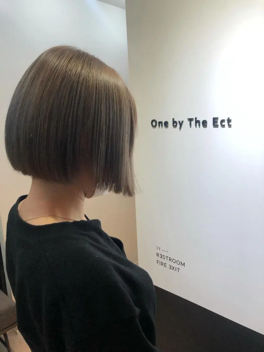 ショート カラー ブリーチ ハイトーンカラー ボブ 片山美穂 心斎橋・なんばのヘアスタイル