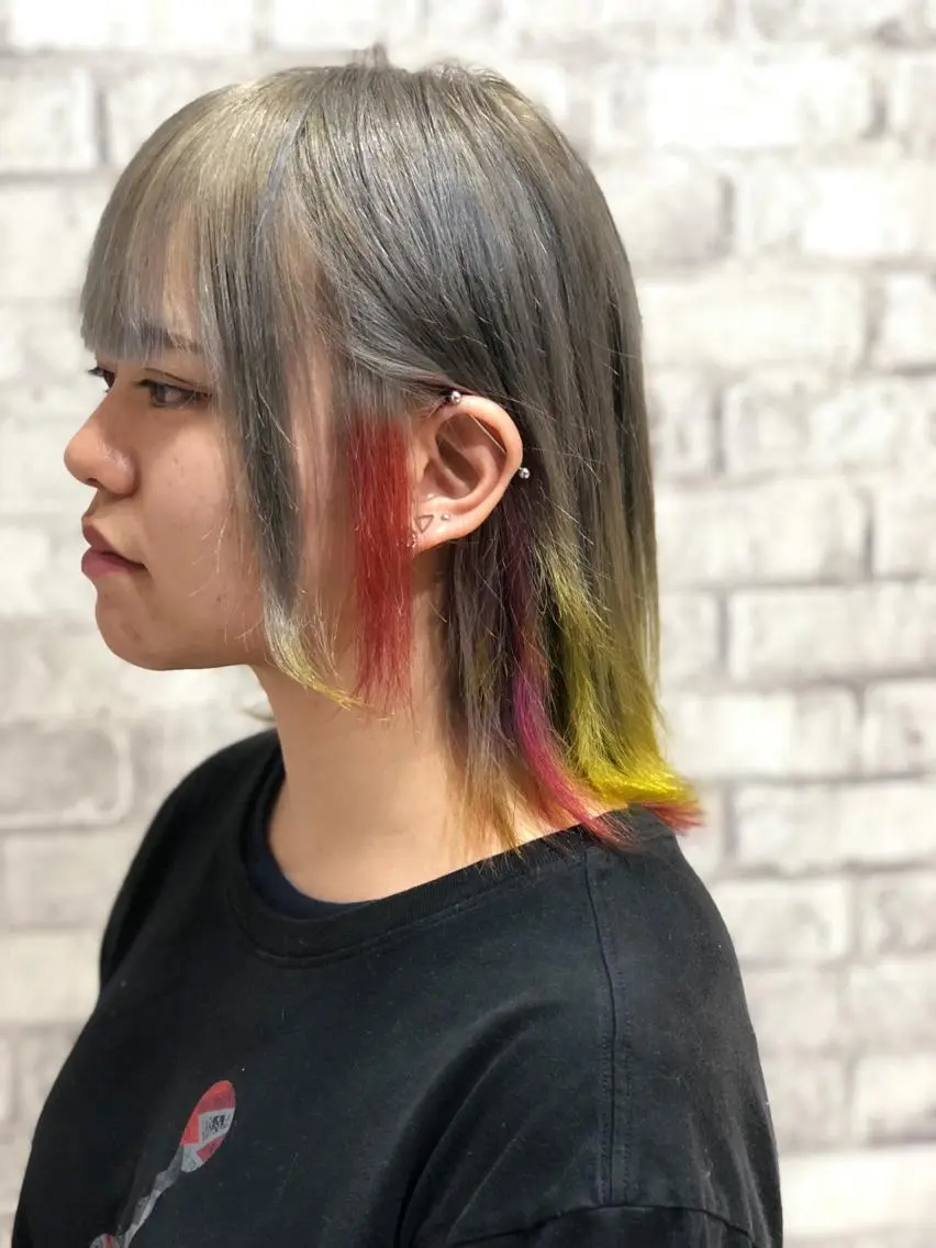 ショート カラー ヘアアレンジ ボブ 外ハネヘア 秋山 幸太のヘアスタイル