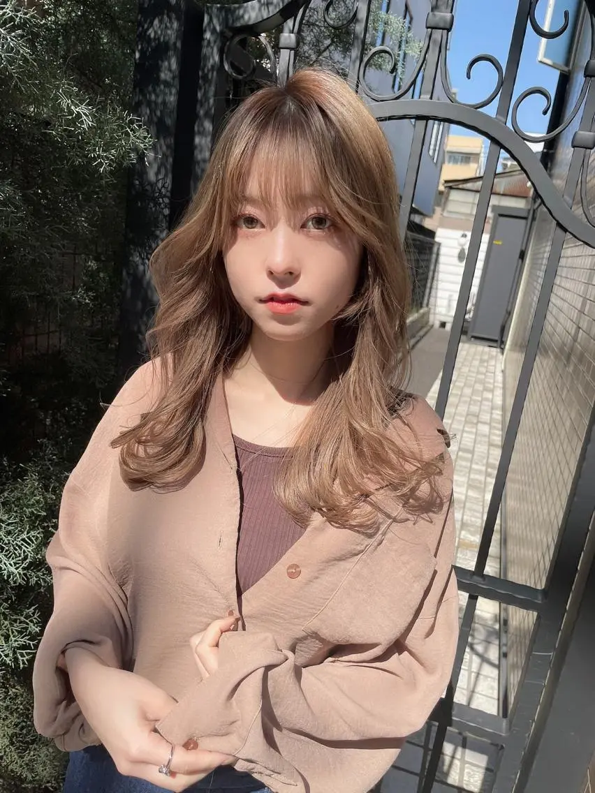 ロング カラー パーマ ヨシンモリ 韓国風ヘア ロング カット ヘアカラー トリートメント 上田 ヒロツグのヘアスタイル