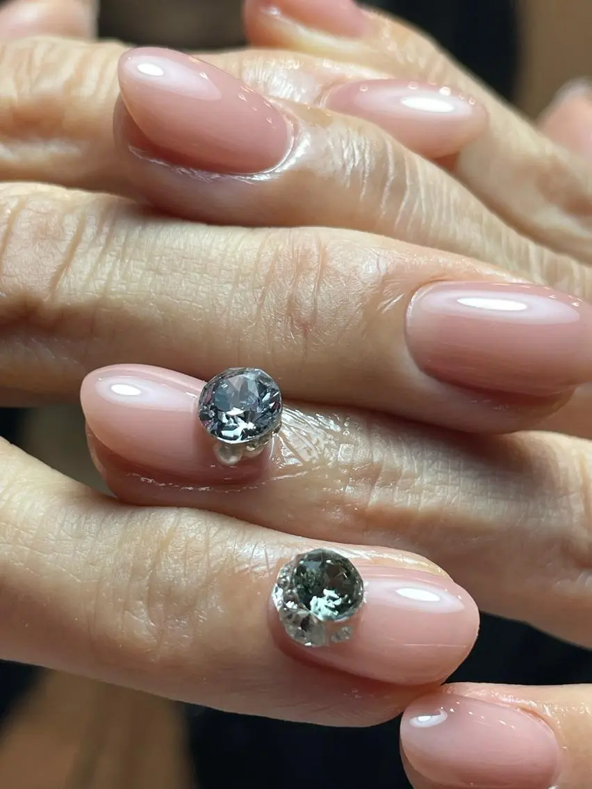 ネイル ジェルネイル ハンドネイル salon de Tiaraのネイルデザイン