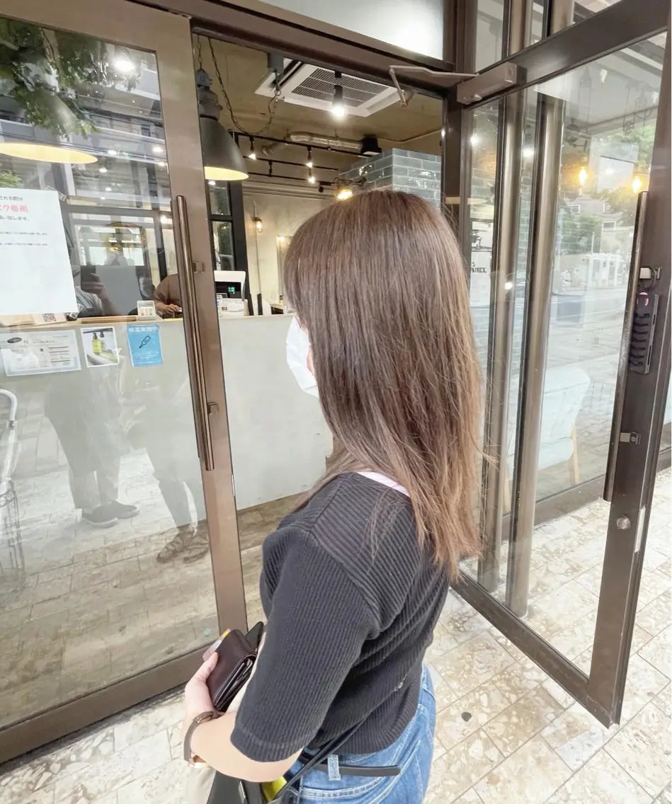 ロング andKおもろまち店 艶ダブルカラー✨のヘアスタイル