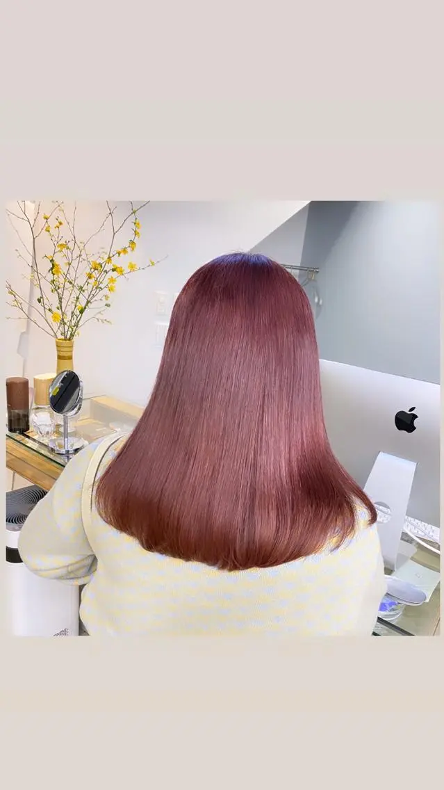 ロング カラー パーマ ヘアアレンジ ネイル マツエク・マツパ アイブロウ 暖色系/透明感 治野心のヘアスタイル
