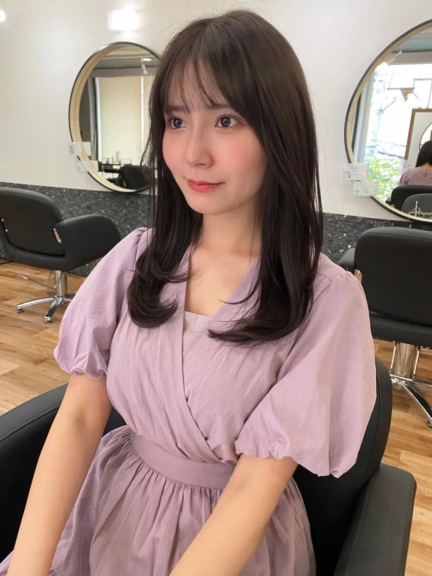 セミロング カラー ベージュカラー ブリーチ ケアブリーチ イヤリングカラー グレージュ カット ヘアカラー トリートメント 大人可愛いレイヤー 大田のヘアスタイル