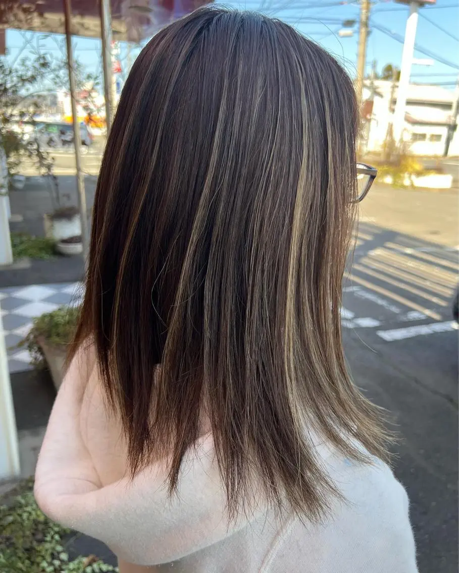 セミロング ハイライト ヘアカラー トリートメント 下條 真のヘアスタイル