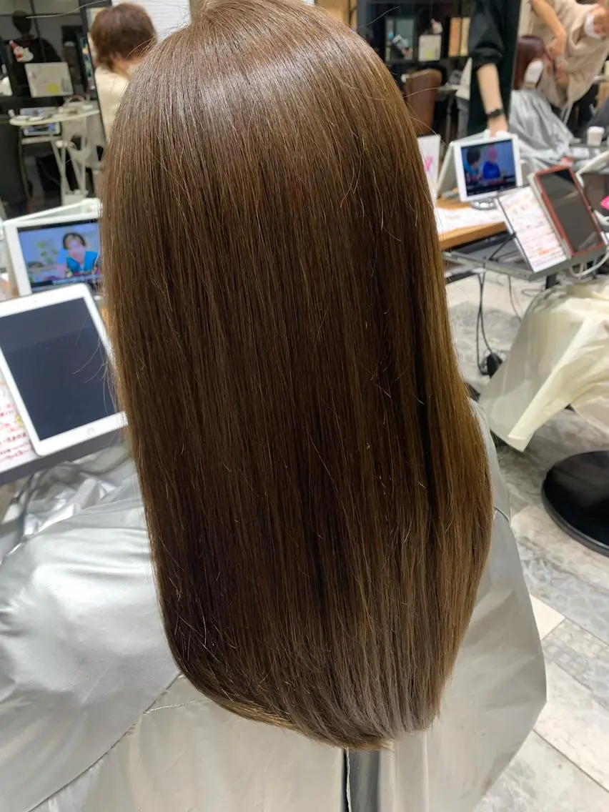 セミロング カラー パーマ 黒髪 ブリーチ ブリーチなしカラー 伸ばしかけ 髪質改善 美髪ヘッドスパ🫧 西山紗奈江💆♀️のヘアスタイル