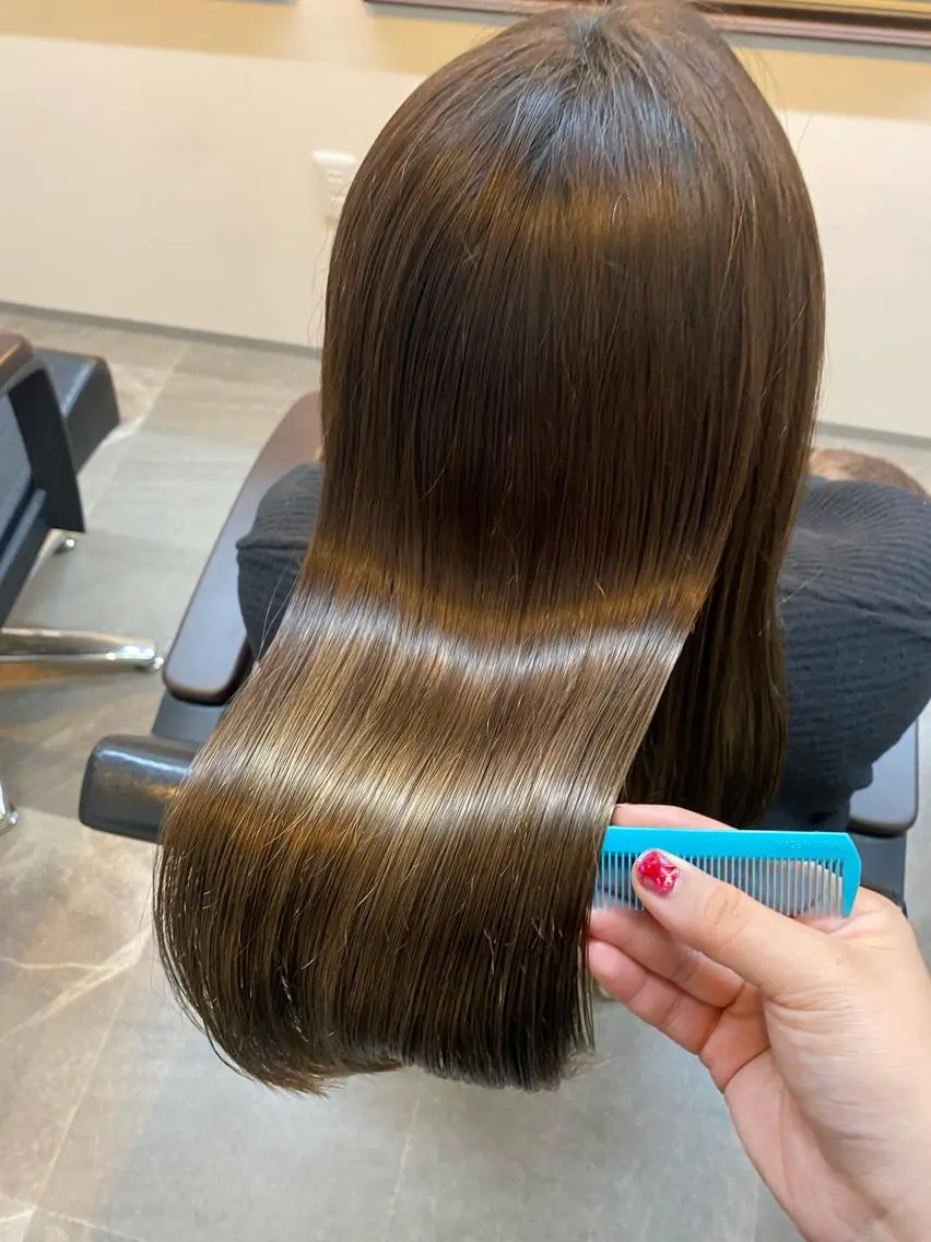 ロング カラー トリートメント AnFye cinq milleのヘアスタイル