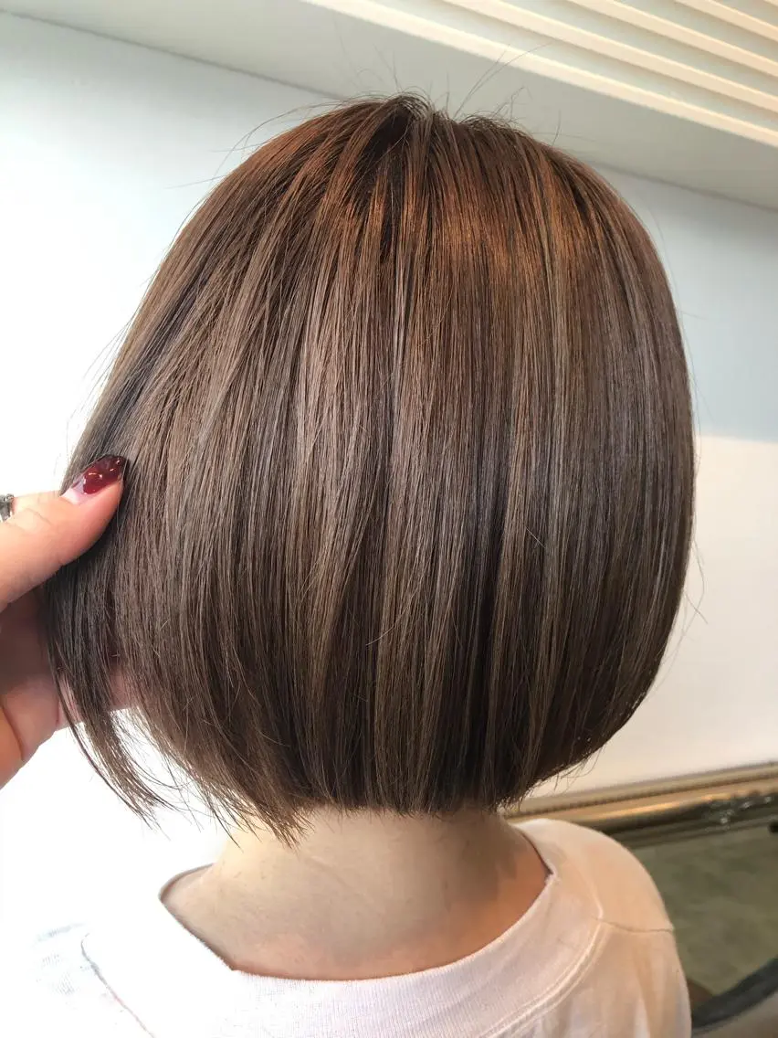 ミディアム カラー ベージュカラー ブリーチ ミルクティーベージュ 💐パーソナルカラー /市橋加菜💐のヘアスタイル