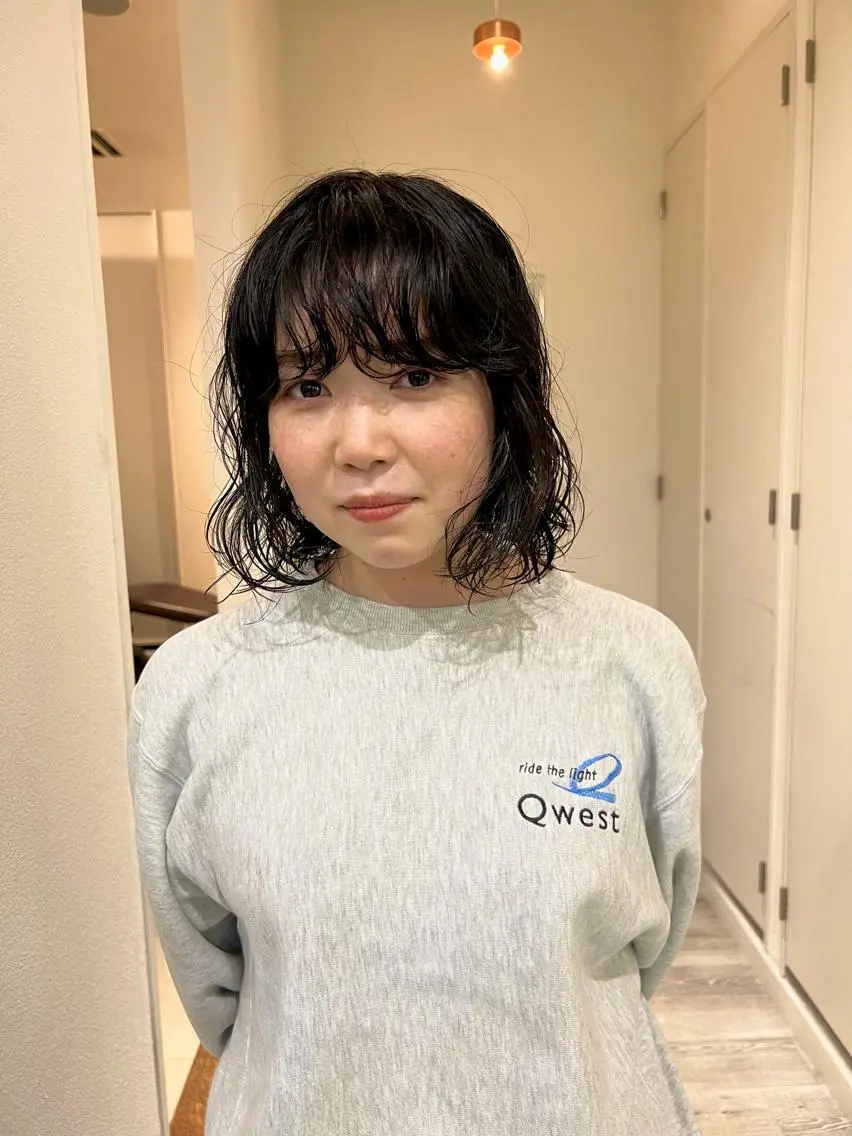 ミディアム パーマ ショート& パーマ　坂本のヘアスタイル