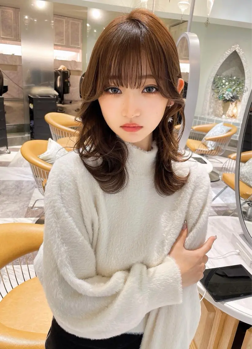 ミディアム カラー ベージュカラー 黒髪 ブリーチ ブルーカラー ブルーブラック カット ヘアカラー トリートメント 木屋元一/透明感 /前髪/レイヤーのヘアスタイル