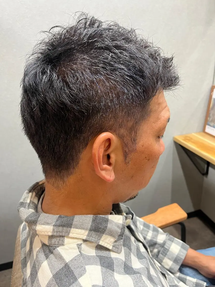 ショート カラー パーマ ヘアアレンジ メンズ キッズ ネイル マツエク・マツパ アイブロウ メンズブリーチ メンズハイライト メンズインナーカラー メンズ韓国風 ブリーチ 久木原 ゆりのヘアスタイル