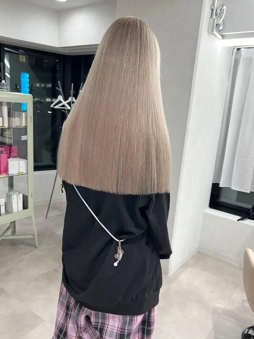 ロング カラー ロング 盛れる艶髪カラー Harusa🎀のヘアスタイル