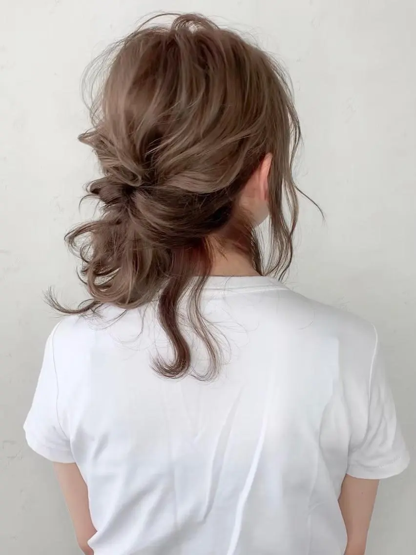 ミディアム カラー ヘアアレンジ Luxbe hakataのヘアスタイル