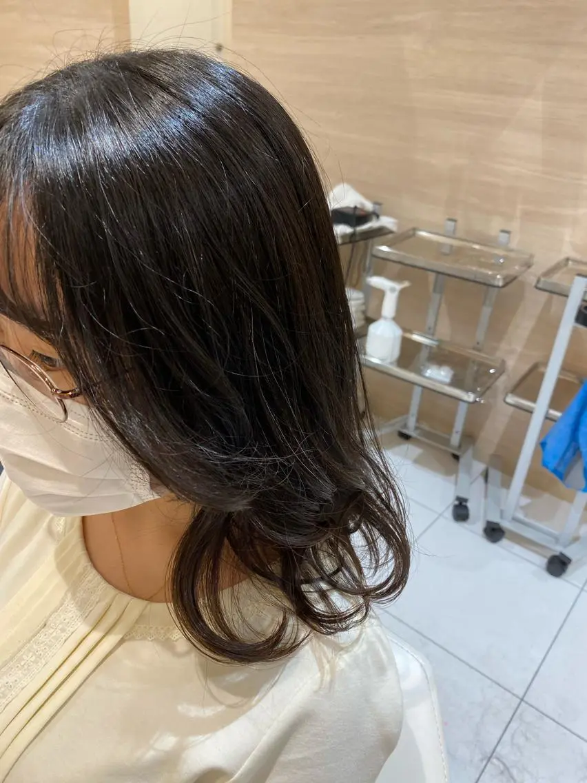ミディアム 顔まわりレイヤー 韓国風ヘア レイヤーカット カット 塩谷黎✨イルミナ カラーメンズパーマ✨のヘアスタイル