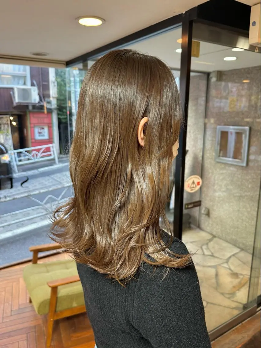 ミディアム カラー ベージュカラー ブリーチ ブリーチなしカラー 矢野 晃平のヘアスタイル