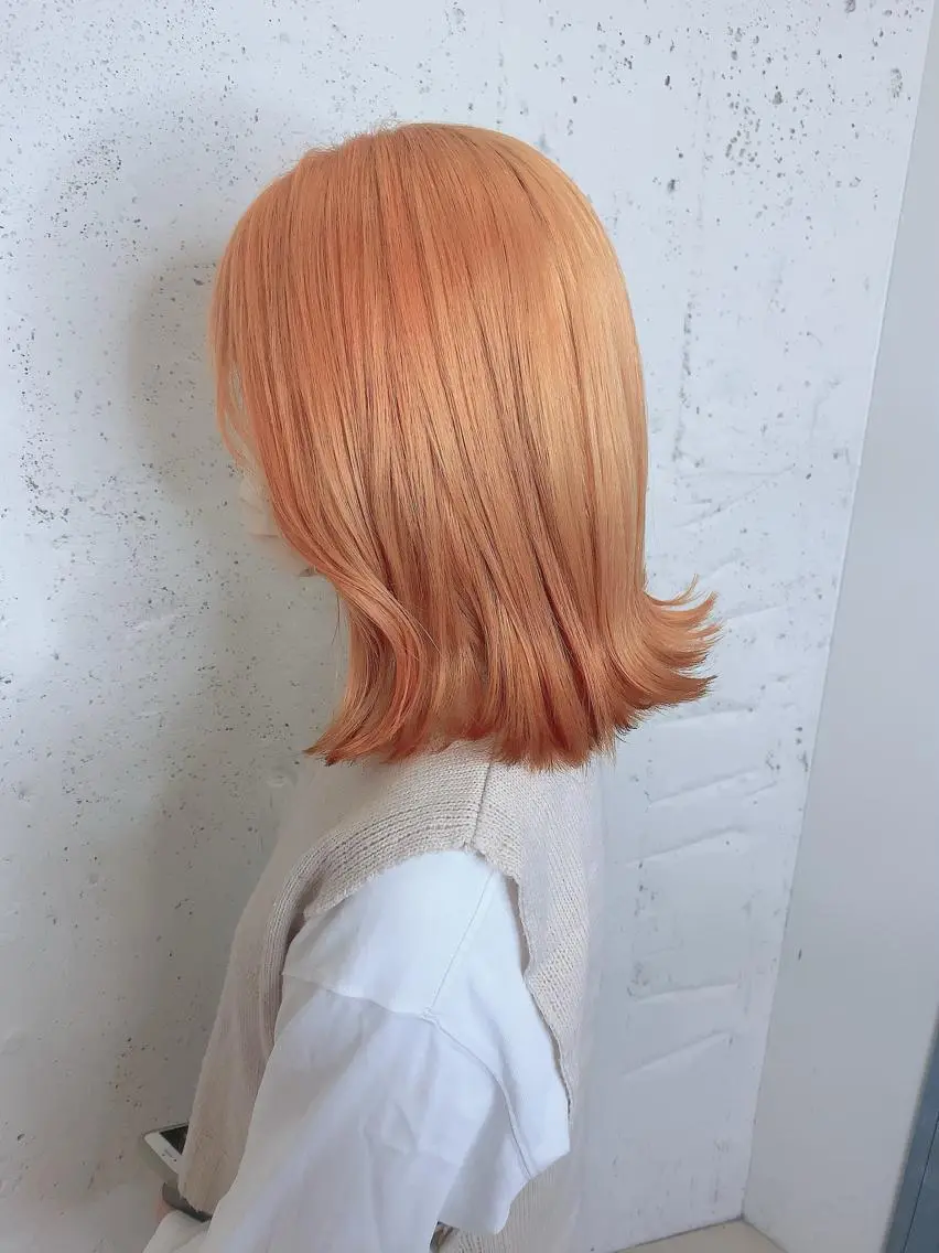 ミディアム カラー 透明感ハイトーン🦄 キラ🌈のヘアスタイル