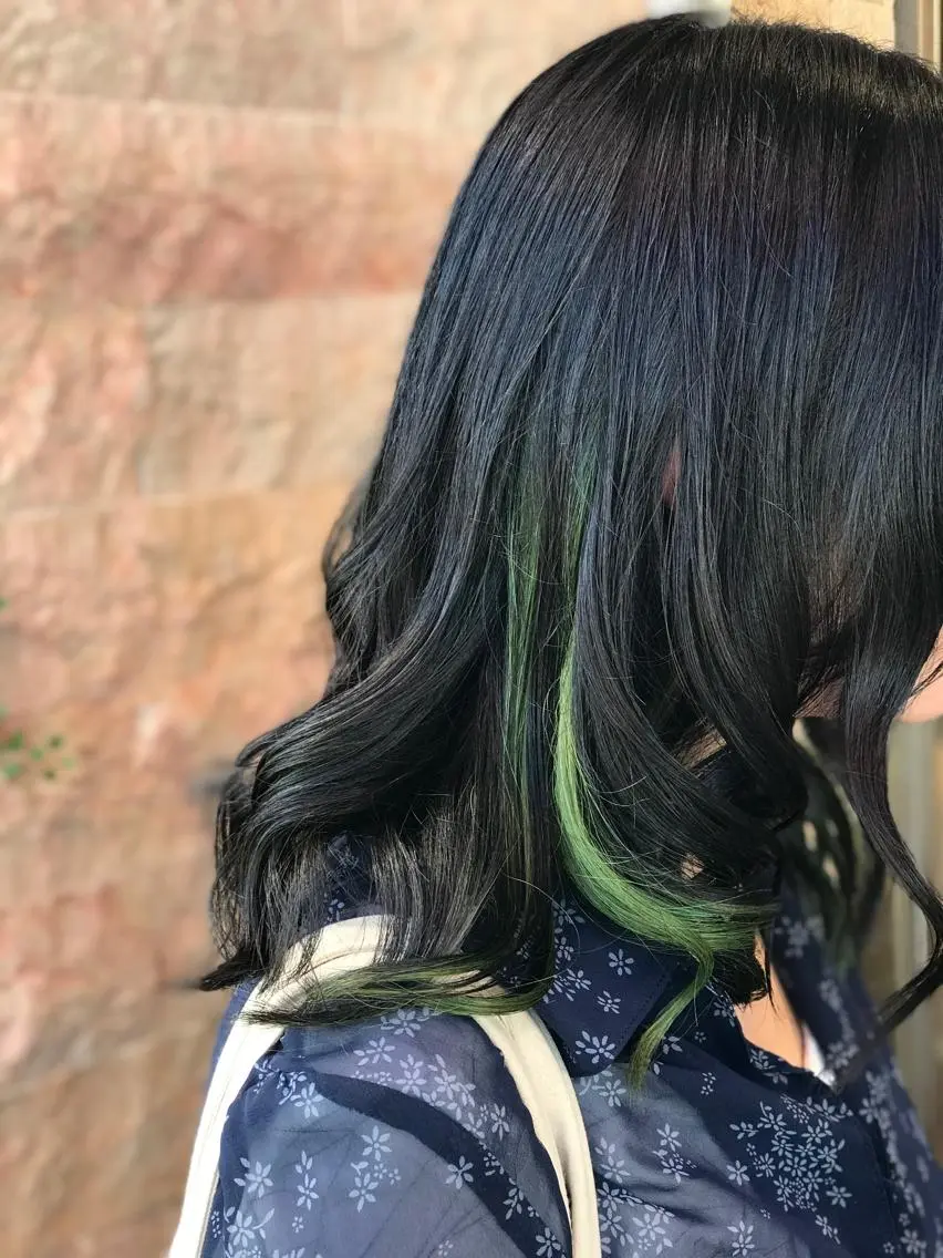 セミロング 下條 真のヘアスタイル