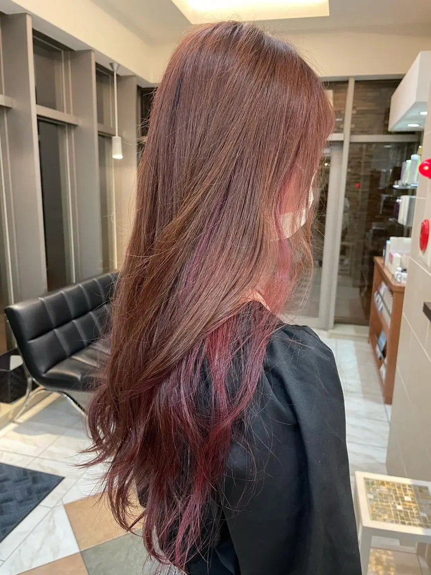 ロング カラー インナーカラー ピンクカラー 垢抜け透明感カラー 🌻篠崎梓🌻のヘアスタイル