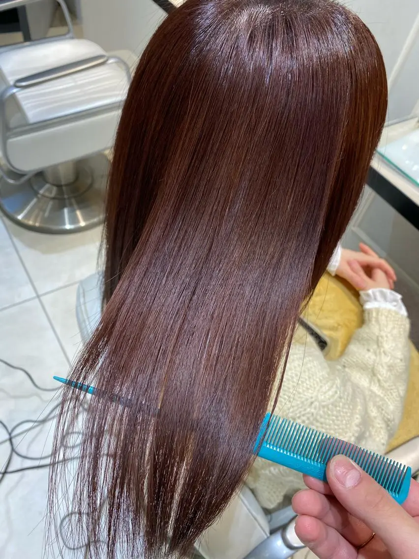 ミディアム 美髪矯正透明感カラー 江川 和輝のヘアスタイル