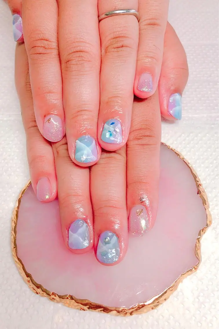 ネイル ハンドネイル CROWN プライベートサロンのネイルデザイン