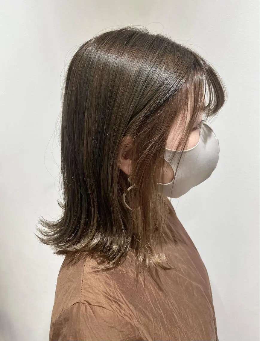 ミディアム カラー カット ヘアカラー トリートメント 🐺ウルフ/レイヤー 似合わせ‎🤍沙羅のヘアスタイル