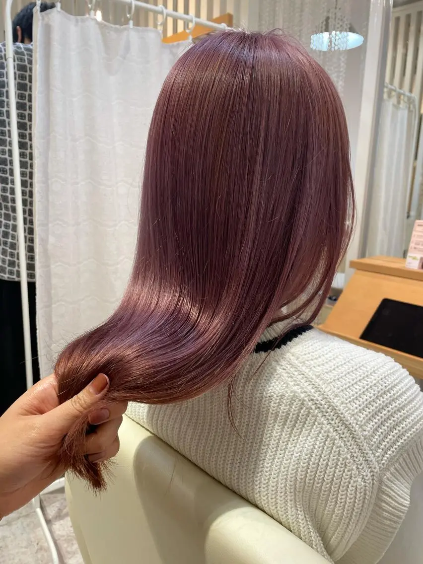 ロング カラー ブリーチ ハイトーンカラー ピンクカラー シアーピンク ヘアカラー 北九州美容室 🕊️わかな✂︎のヘアスタイル