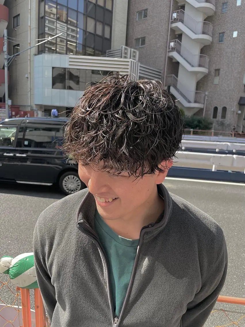 ショート パーマ メンズ メンズパーマ スパイラルパーマ カット パーマ トリートメント 💈メンズパーマ💈 ナカザワ リョウのヘアスタイル