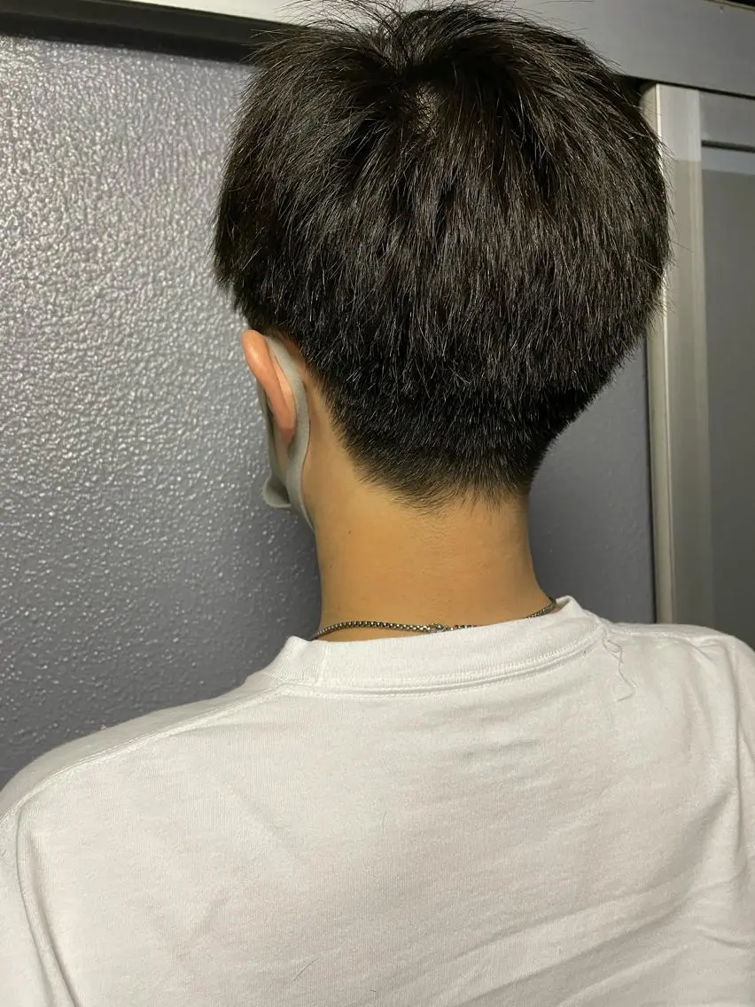メンズ 透明感カラー🩵 mioのヘアスタイル