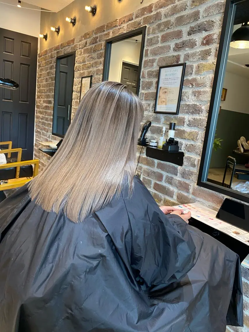 ミディアム カット ヘアカラー 大内田 凌馬のヘアスタイル