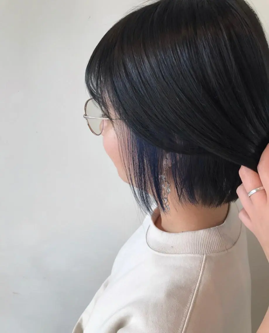 ショート カラー 黒髪 ブルーカラー ネイビーカラー mayo 🐄🌈のヘアスタイル