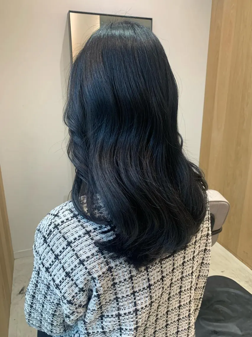 セミロング カラー ヘアアレンジ ヘアカラー トリートメント yuka .のヘアスタイル