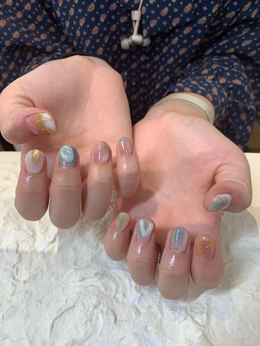 ネイル ニュアンスネイル マキノ ユイのネイルデザイン