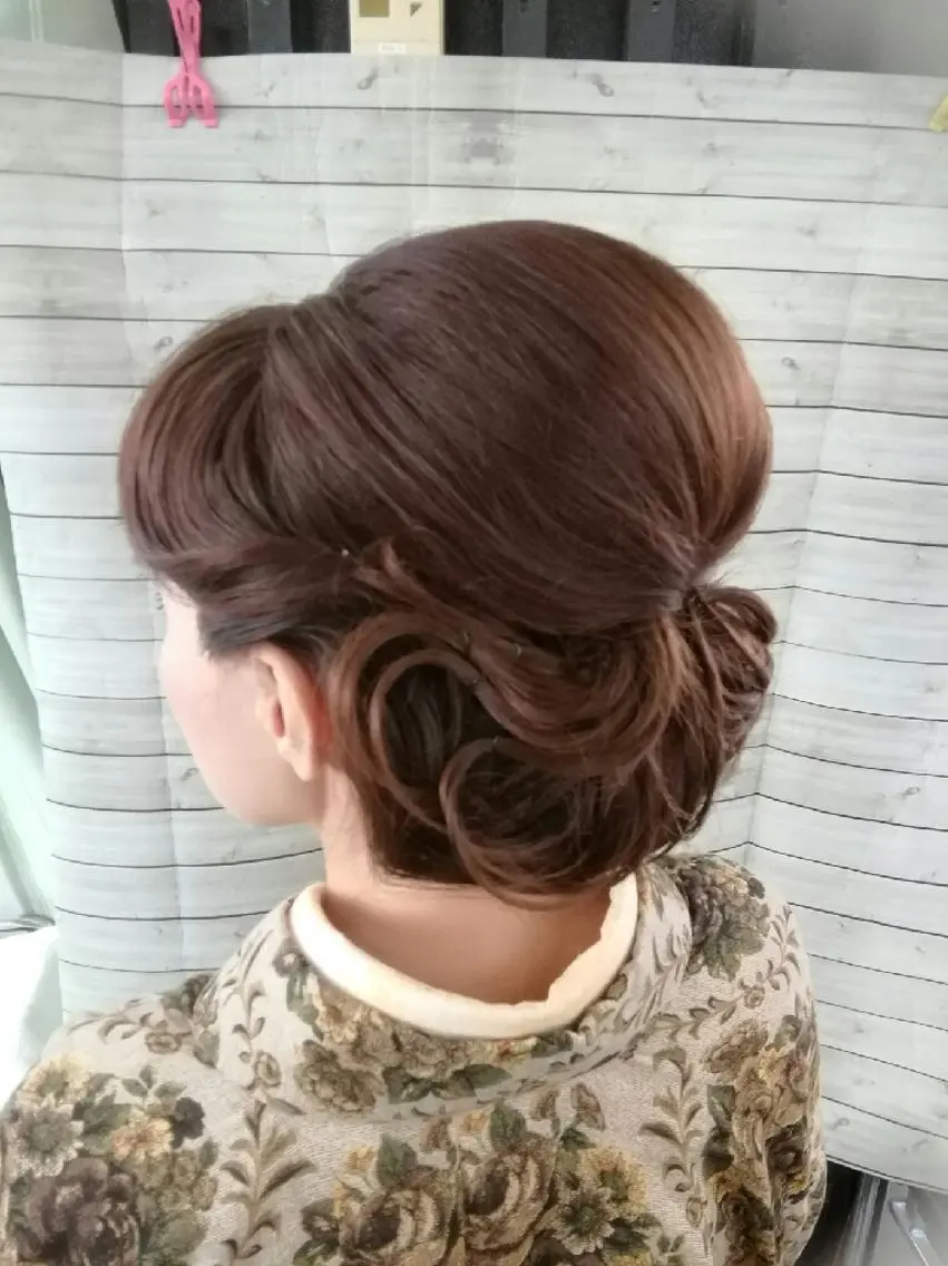 ロング HORI 　tのヘアスタイル